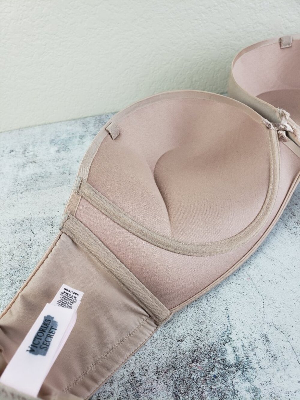 Victoria's Secret 38C Very Sexy Bombshell Add-2-Cups Push-Up Strapless Bra - Picture 7 of 12